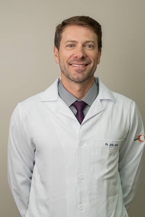 felipe-lopes-fotografia-fotografo-em-osorio-ensaio-empresarial-medico-cirurgiao-fotos-em-consultorio'