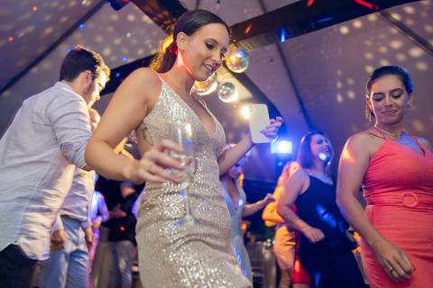 felipe-lopes-fotografia-fotografo-em-osorio-festa-de-formatura-de-medicina-veterinaria-em-osorio-RS-fotos-espontaneas'