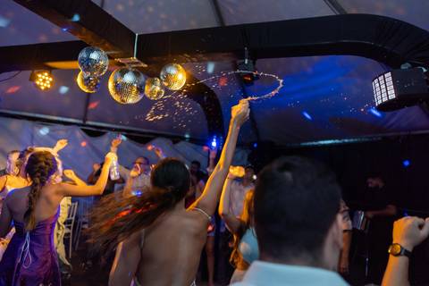 felipe-lopes-fotografia-fotografo-em-osorio-festa-de-formatura-de-medicina-veterinaria-em-osorio-RS-fotos-espontaneas'