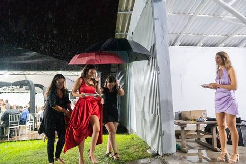 felipe-lopes-fotografia-fotografo-em-osorio-festa-de-formatura-de-medicina-veterinaria-em-osorio-RS-fotos-espontaneas'