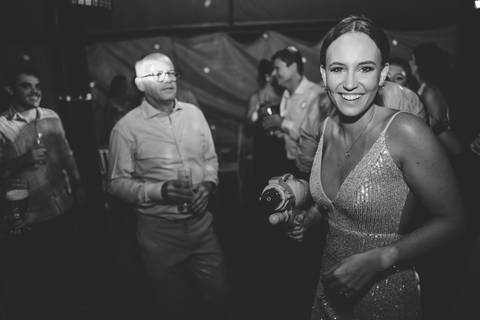 felipe-lopes-fotografia-fotografo-em-osorio-festa-de-formatura-de-medicina-veterinaria-em-osorio-RS-fotos-espontaneas'