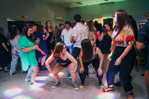 felipe-lopes-fotografia-fotografo-em-osorio-festa-de-formatura-biomedicina-em-osorio-fotos-espontaneas-balada'