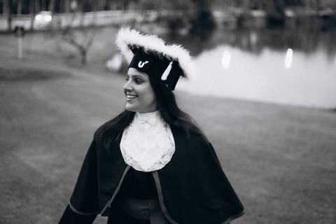 felipe-lopes-fotografia-fotografo-em-osorio-cerimonia-de-colacao-de-grau-unisinos-direito-sao-leopoldo-ensaio-de-formatura-prova-de-toga-pre-cerimonia-no-campus-unisinos'