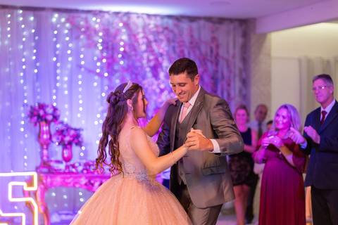 felipe-lopes-fotografia-fotografo-em-osorio-festa-de-15-anos-debutante-em-tramandai-rio-grande-do-sul-valsa'