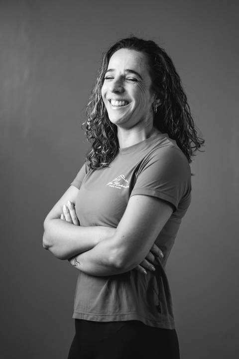 felipe-lopes-fotografia-fotografo-em-osorio-ensaio-empresarial-da-alice-knop-freire-em-casa-fotos-espontaneas-despojadas-profissionais-em-santo-antonio-da-patrulha-rio-grande-do-sul'