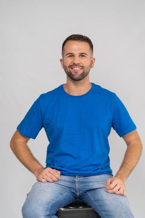 felipe-lopes-fotografia-fotografo-em-osorio-ensaio-empresarial-de-socios-homens-de-empresa-de-co-working-nuvem-espaco-criativo-retratos-corporativos-em-estudio'