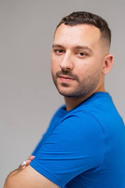 felipe-lopes-fotografia-fotografo-em-osorio-ensaio-empresarial-de-socios-homens-de-empresa-de-co-working-nuvem-espaco-criativo-retratos-corporativos-em-estudio'