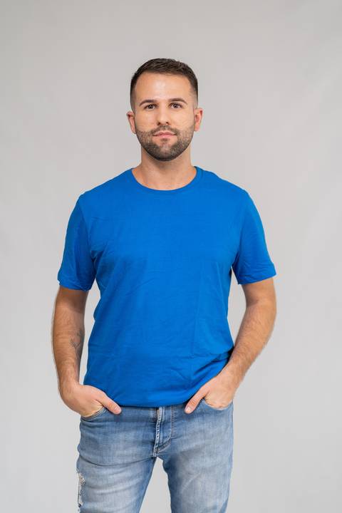 felipe-lopes-fotografia-fotografo-em-osorio-ensaio-empresarial-de-socios-homens-de-empresa-de-co-working-nuvem-espaco-criativo-retratos-corporativos-em-estudio'