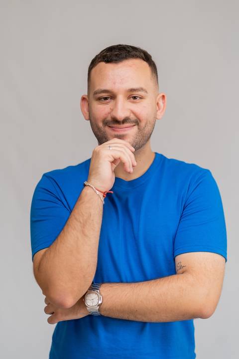 felipe-lopes-fotografia-fotografo-em-osorio-ensaio-empresarial-de-socios-homens-de-empresa-de-co-working-nuvem-espaco-criativo-retratos-corporativos-em-estudio'