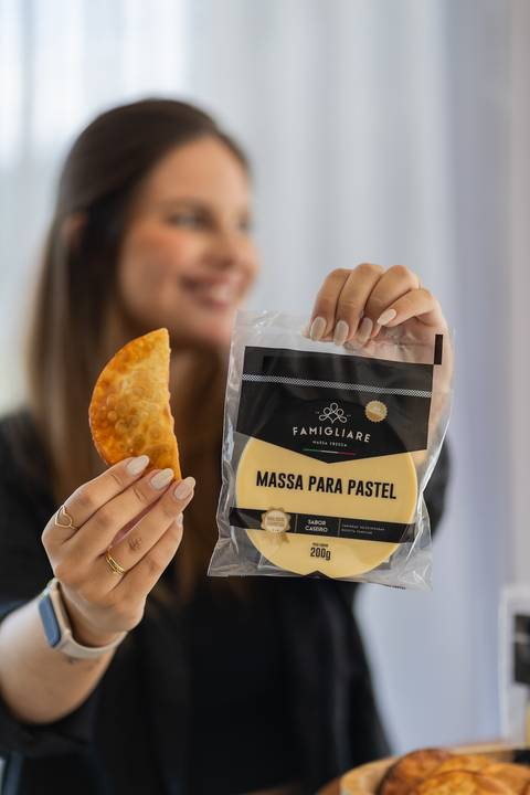 felipe-lopes-fotografia-fotografo-em-osorio-ensaio-empresarial-de-marca-de-comida-massas-famigliare-fotos-para-acervo-criacao-de-conteudo-nas-redes'