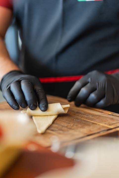 felipe-lopes-fotografia-fotografo-em-osorio-ensaio-empresarial-de-marca-de-comida-massas-famigliare-fotos-para-acervo-criacao-de-conteudo-nas-redes'