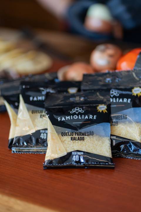 felipe-lopes-fotografia-fotografo-em-osorio-ensaio-empresarial-de-marca-de-comida-massas-famigliare-fotos-para-acervo-criacao-de-conteudo-nas-redes'