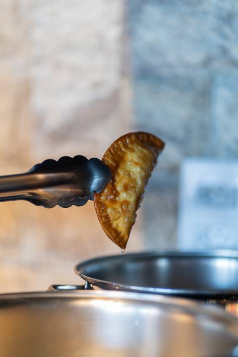 felipe-lopes-fotografia-fotografo-em-osorio-ensaio-empresarial-de-marca-de-comida-massas-famigliare-fotos-para-acervo-criacao-de-conteudo-nas-redes'