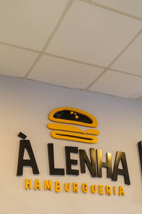 felipe-lopes-fotografia-fotografo-em-osorio-ensaio-empresarial-de-marca-de-comida-restaurante-a-lenha-hamburgueria-fotos-para-acervo-e-criacao-de-conteudo-e-site'