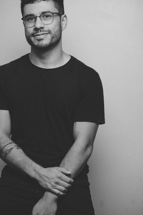 felipe-lopes-fotografia-fotografo-em-osorio-ensaio-empresarial-em-estudio-retratos-corporativos-marca-pessoal'