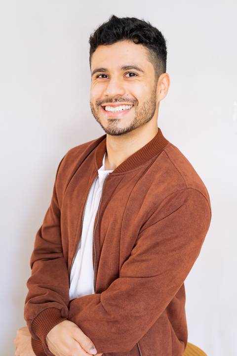 felipe-lopes-fotografia-fotografo-em-osorio-ensaio-empresarial-em-estudio-retratos-corporativos-marca-pessoal'