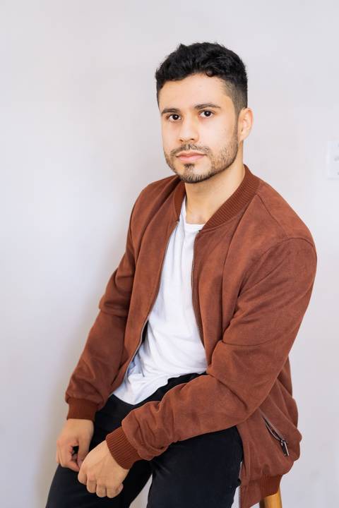 felipe-lopes-fotografia-fotografo-em-osorio-ensaio-empresarial-em-estudio-retratos-corporativos-marca-pessoal'