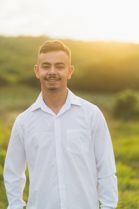 felipe-lopes-fotografia-fotografo-em-osorio--rio-grande-do-sul-ensaio-de-casal-pre-wedding-em-torres-praia-da-guarita-por-do-sol-intimista-atemporal-espontaneo-'