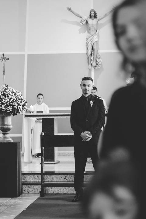felipe-lopes-fotografia-fotografo-em-osorio-casamento-diurno-na-igraja-paroquia-de-xangri-la-em-capao-da-canoa-casal-jovem'