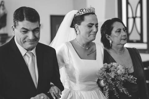 felipe-lopes-fotografia-fotografo-em-osorio-casamento-diurno-na-igraja-paroquia-de-xangri-la-em-capao-da-canoa-casal-jovem'