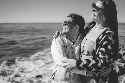 felipe-lopes-fotografia-fotografo-em-osorio-ensaio-de-familia-com-crianca-em-torres-rio-grande-do-sul-externo-na-praia-e-no-morro-da-guarita-fotos-espontaneas'