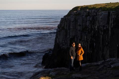 felipe-lopes-fotografia-fotografo-em-osorio-ensaio-de-familia-com-crianca-em-torres-rio-grande-do-sul-externo-na-praia-e-no-morro-da-guarita-fotos-espontaneas'