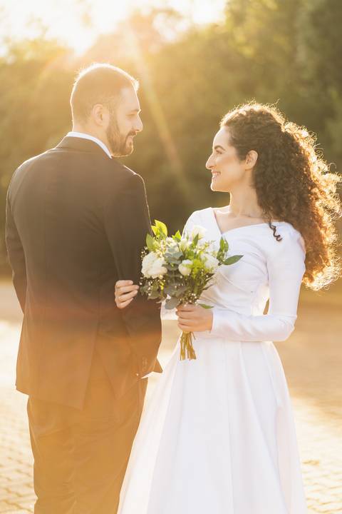 felipe-lopes-fotografia-fotografo-em-osorio-litoral-norte-gaucho-rs-ensaio-pre-wedding-pre-casamento-em-capao-da-canoa-no-parque-nautico-com-vestido-terno-e-buque-casal-catolico-nossa-senhora'