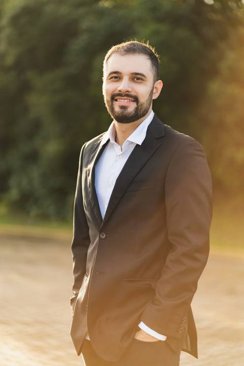 felipe-lopes-fotografia-fotografo-em-osorio-litoral-norte-gaucho-rs-ensaio-pre-wedding-pre-casamento-em-capao-da-canoa-no-parque-nautico-com-vestido-terno-e-buque-casal-catolico-nossa-senhora'