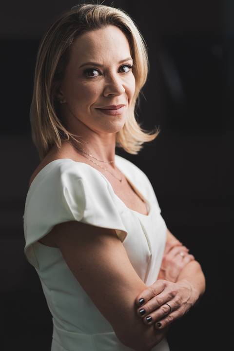 felipe-lopes-fotografia-fotografo-em-osorio-litoral-norte-gaucho-rs-ensaio-empresarial-dra.-betania-huber-ginecologista-em-santo-antonio-da-patrulha-fotos-no-consultorio-e-em-casa'