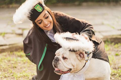 felipe-lopes-fotografia-fotografo-em-osorio-litoral-norte-gaucho-rs-ensaio-de-formatura-toga-medicina-veterinaria-fotos-com-cachorros-campo-e-cavalo-em-canoas'