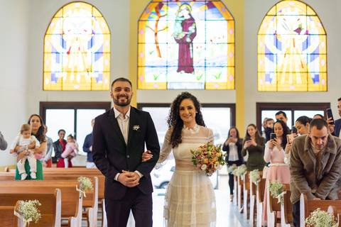 felipe-lopes-fotografia-fotografo-em-osorio-litoral-norte-gaucho-rs-cerimonia-de-casamento-diurna-na-igreja-catolica-noivos-jovens-em-capao-da-canoa'