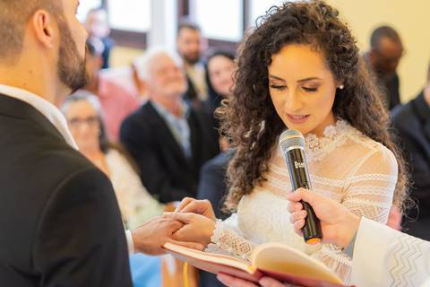 felipe-lopes-fotografia-fotografo-em-osorio-litoral-norte-gaucho-rs-cerimonia-de-casamento-diurna-na-igreja-catolica-noivos-jovens-em-capao-da-canoa'