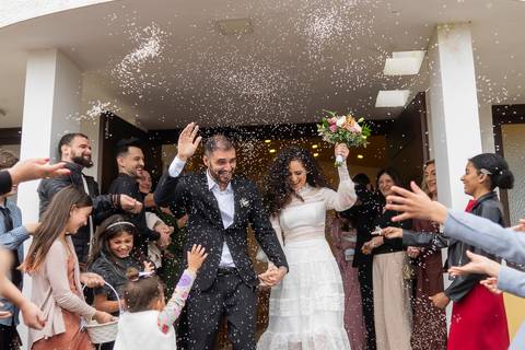felipe-lopes-fotografia-fotografo-em-osorio-litoral-norte-gaucho-rs-cerimonia-de-casamento-diurna-na-igreja-catolica-noivos-jovens-em-capao-da-canoa'