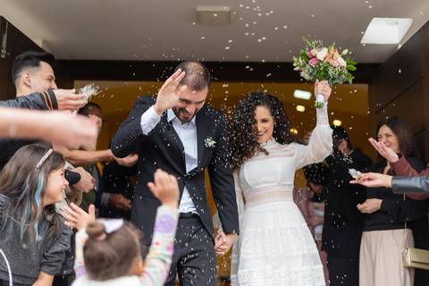 felipe-lopes-fotografia-fotografo-em-osorio-litoral-norte-gaucho-rs-cerimonia-de-casamento-diurna-na-igreja-catolica-noivos-jovens-em-capao-da-canoa'