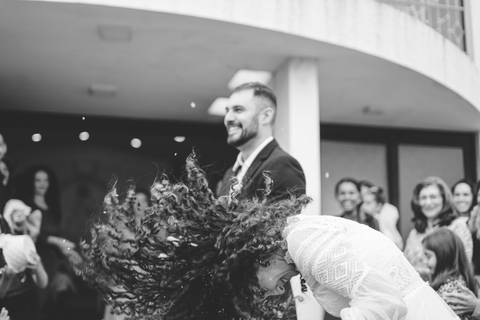felipe-lopes-fotografia-fotografo-em-osorio-litoral-norte-gaucho-rs-cerimonia-de-casamento-diurna-na-igreja-catolica-noivos-jovens-em-capao-da-canoa'