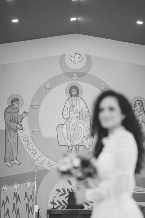 felipe-lopes-fotografia-fotografo-em-osorio-litoral-norte-gaucho-rs-cerimonia-de-casamento-diurna-na-igreja-catolica-noivos-jovens-em-capao-da-canoa'