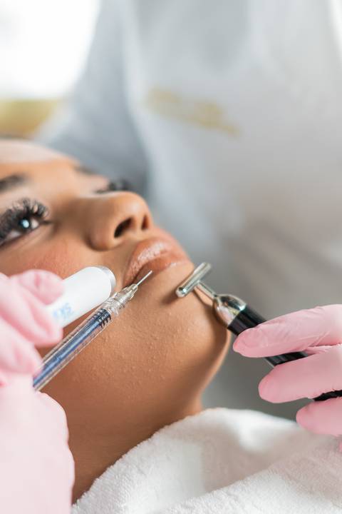 felipe-lopes-fotografia-fotografo-em-osorio-litoral-norte-gaucho-rs-ensaio-empresarial-fotos-individuais-e-de-equipe-clinica-de-estetica-dra-andressa-vargas-em-osorio'