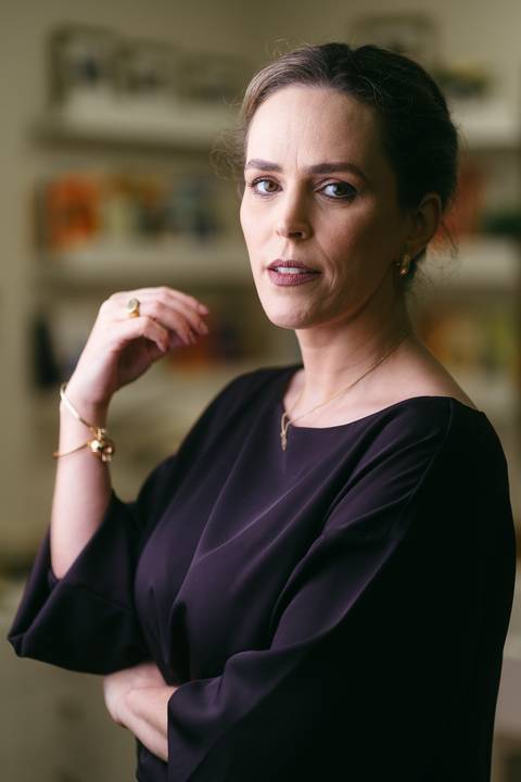 felipe-lopes-fotografia-fotografo-em-osorio-litoral-norte-gaucho-rs-ensaio-empresarial-interno-natalia-emerim-constelacao-familiar-terapeuta-consultora-sistemica-em-santo-antonio-da-patrulha'