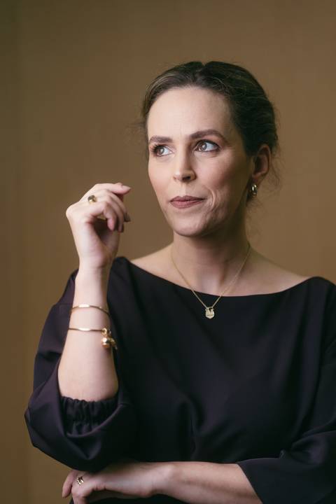 felipe-lopes-fotografia-fotografo-em-osorio-litoral-norte-gaucho-rs-ensaio-empresarial-interno-natalia-emerim-constelacao-familiar-terapeuta-consultora-sistemica-em-santo-antonio-da-patrulha'