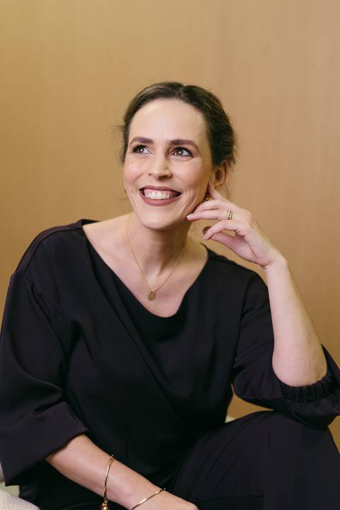 felipe-lopes-fotografia-fotografo-em-osorio-litoral-norte-gaucho-rs-ensaio-empresarial-interno-natalia-emerim-constelacao-familiar-terapeuta-consultora-sistemica-em-santo-antonio-da-patrulha'