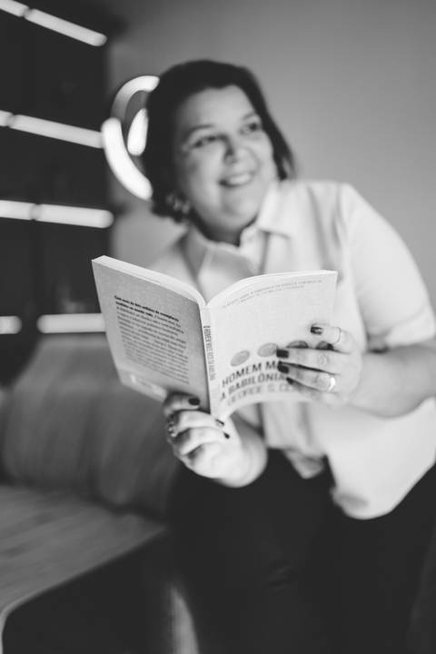 felipe-lopes-fotografia-fotografo-em-osorio-litoral-norte-gaucho-rs-ensaio-empresarial-imagem-pessoal-em-imbe-psicologa-mentora-fotos-em-casa'