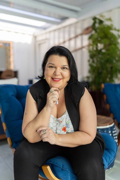 felipe-lopes-fotografia-fotografo-em-osorio-litoral-norte-gaucho-rs-ensaio-empresarial-imagem-pessoal-em-imbe-psicologa-mentora-fotos-em-casa'