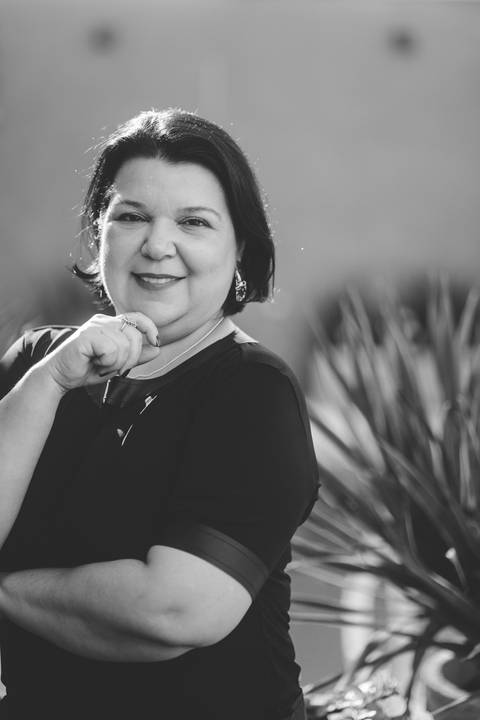 felipe-lopes-fotografia-fotografo-em-osorio-litoral-norte-gaucho-rs-ensaio-empresarial-imagem-pessoal-em-imbe-psicologa-mentora-fotos-em-casa'