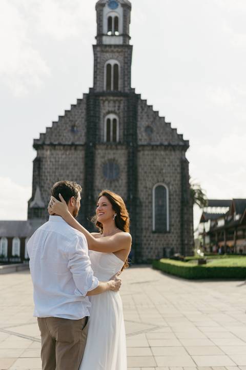felipe-lopes-fotografia-fotografo-em-osorio-litoral-norte-gaucho-rs-ensaio-de-pre-wedding-casamento-em-grgamado-externo-casal-jovem'
