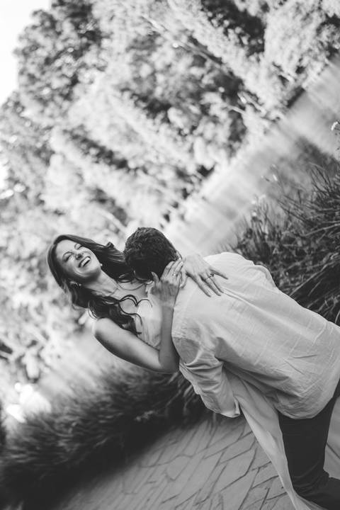 felipe-lopes-fotografia-fotografo-em-osorio-litoral-norte-gaucho-rs-ensaio-de-pre-wedding-casamento-em-grgamado-externo-casal-jovem'