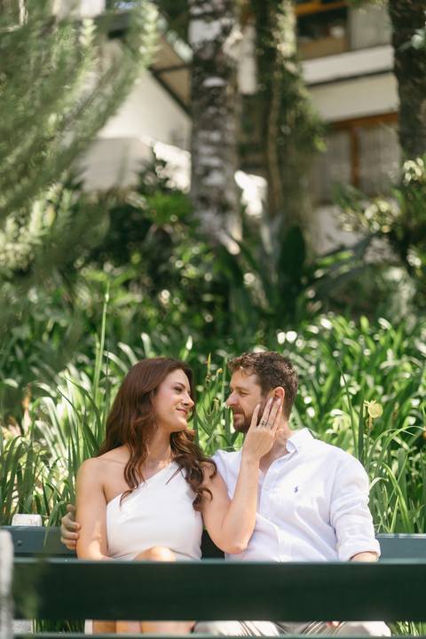 felipe-lopes-fotografia-fotografo-em-osorio-litoral-norte-gaucho-rs-ensaio-de-pre-wedding-casamento-em-grgamado-externo-casal-jovem'