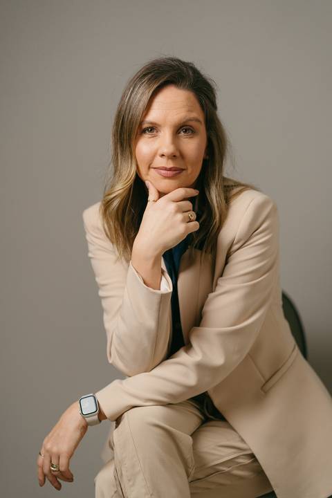 felipe-lopes-fotografia-fotografo-em-osorio-litoral-norte-gaucho-rs-ensaio-empresarial-criacao-de-acervo-conteudo-material-em-casa-espontaneo-em-santo-antonio-da-patrulha'