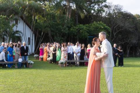 felipe-lopes-fotografia-fotografo-em-osorio-litoral-norte-gaucho-rs-casamento-externo-no-por-do-sol-capela-na-fazenda-pontal-em-maquine'