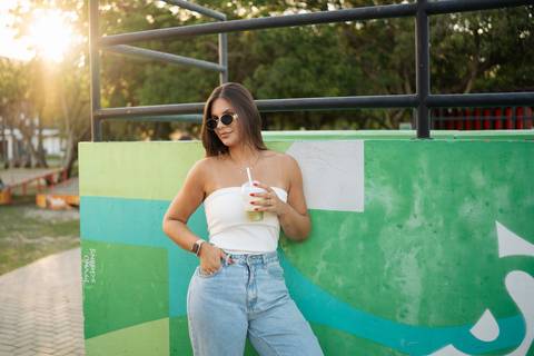 felipe-lopes-fotografia-fotografo-em-osorio-litoral-norte-gaucho-rs-fotos-para-catalogo-e-redes-sociais-de-marca-de-suco-e-smothies-no-roubatinhas-de-atlantida-em-xangri-la'