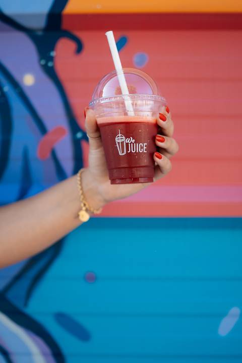 felipe-lopes-fotografia-fotografo-em-osorio-litoral-norte-gaucho-rs-fotos-para-catalogo-e-redes-sociais-de-marca-de-suco-e-smothies-no-roubatinhas-de-atlantida-em-xangri-la'